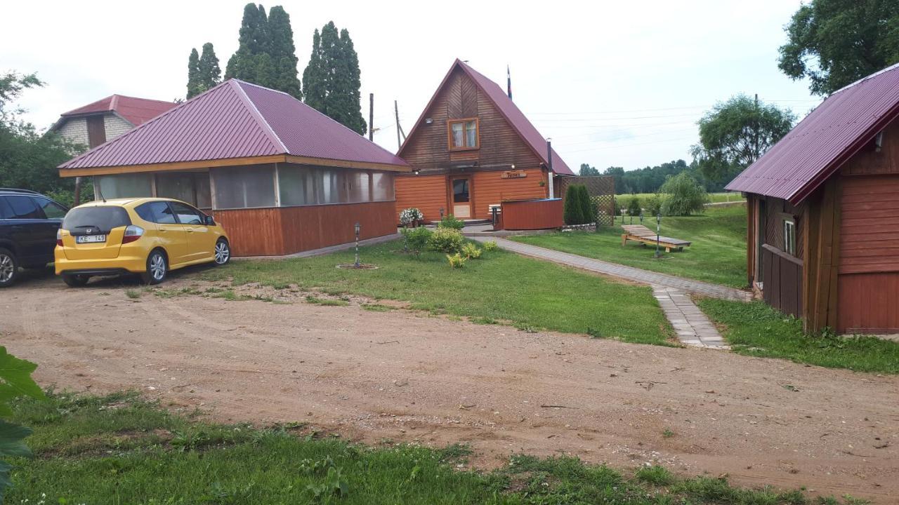 Holiday Home Tujas Kraslava Luaran gambar